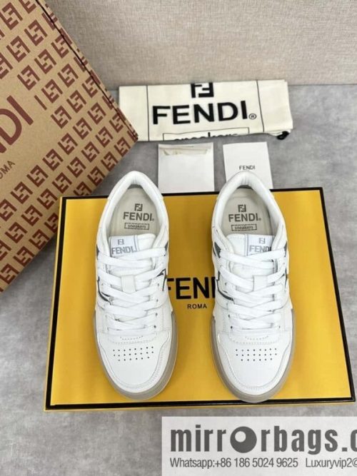 FD new products, couple models, retro contrasting sports shoes and board shoes.