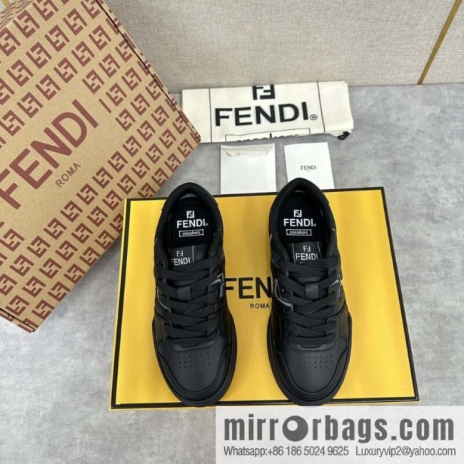 FD new products, couple models, retro contrasting sports shoes and board shoes.