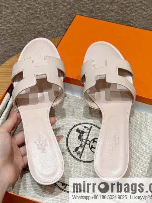 HERMES 185 Oasis High Heel Sandals, Petal Powder /Swift