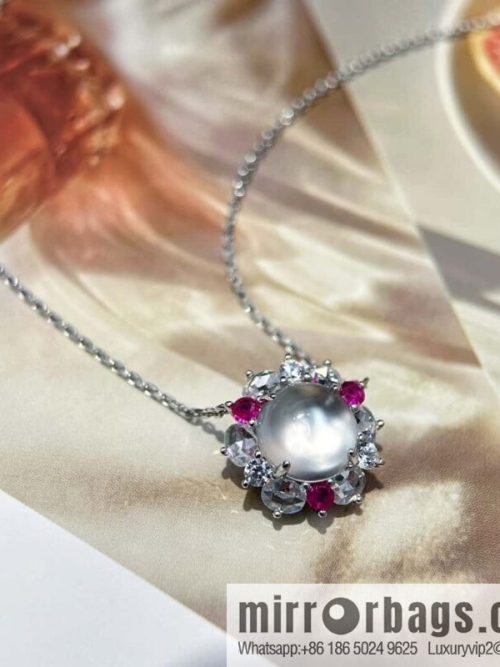 ❗️New ❗️ ☀️ color treasure three red diamond foam jade necklace ☀️