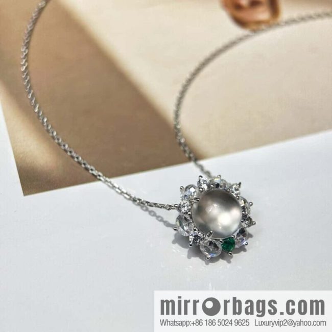 ❗️New ❗️ ☀️ color treasure three red diamond foam jade necklace ☀️