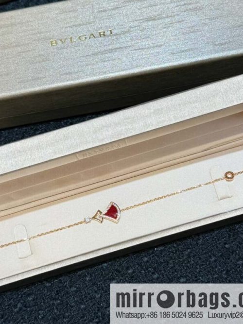 ❗️New ❗️ ☀️☀ BVLGARI DIVAS\'DREAM Chalcedony Fan Bracelet with Diamonds ☀️