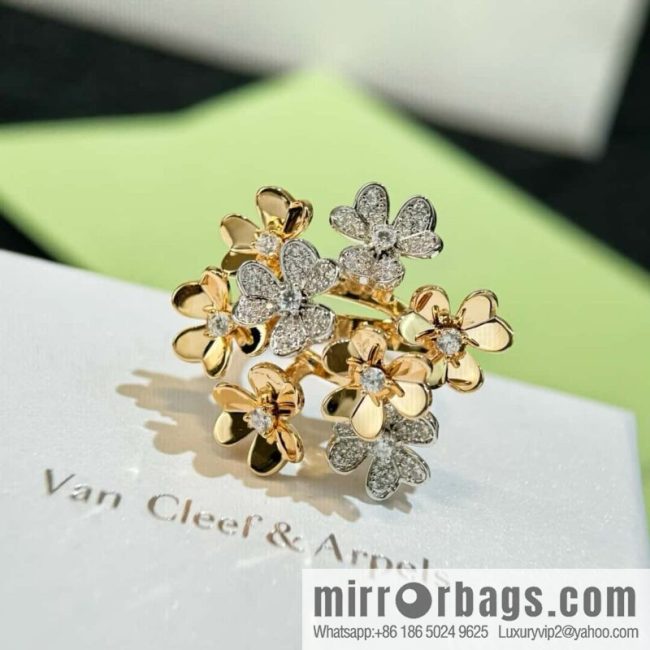 ❗️New ❗️ ☀️ Original ☀️ Van Cleef & Arpels Frivole Ring 8 Clover Ring ☀️