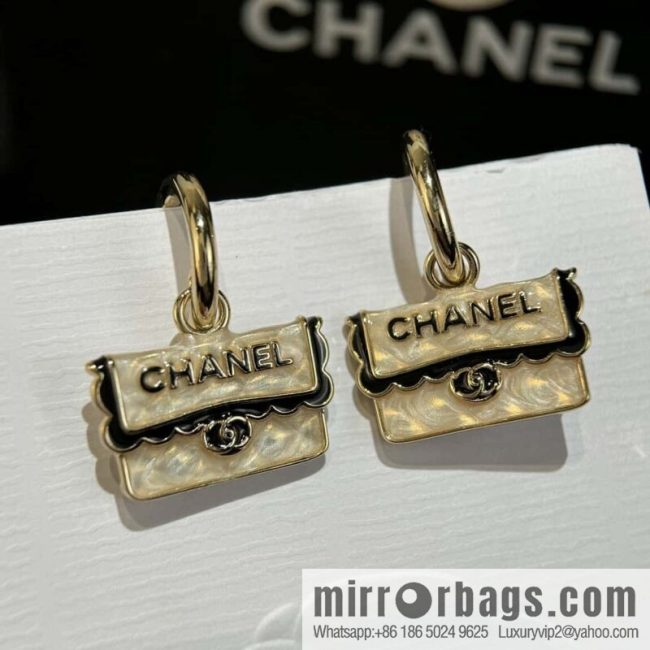❗️New ❗️☀️ New ☑️ Chanel c2 double c bag 👜 stud earrings ☀️