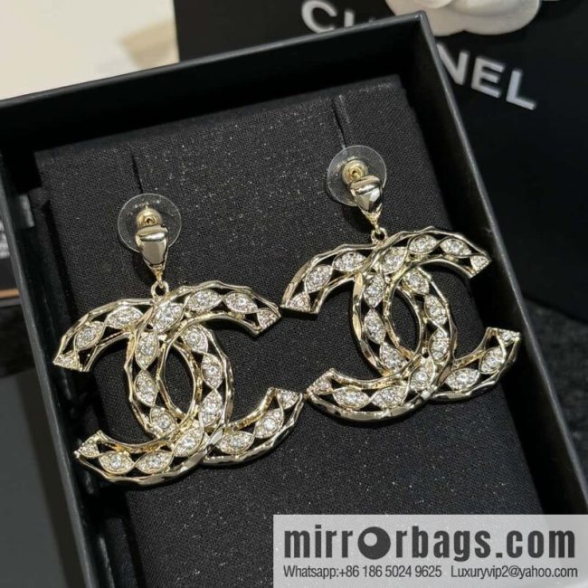 ❗️New ❗️ ☀️ new ☑️ Chanel C2 gold double c stud earrings ☀️