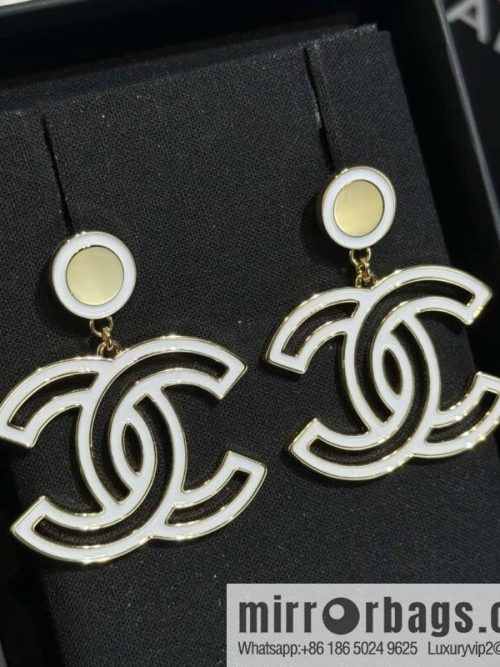 ❗️New ❗️ ☀️ new ☑️ Chanel double c stud earrings ☀️