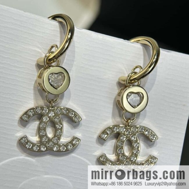 ❗️New ❗️ new ☑️ chanel c3 double c peach heart love stud earrings ☀️