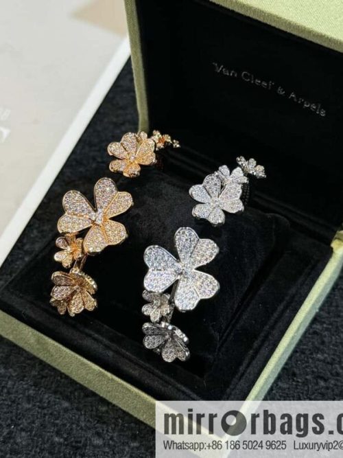 ❗️New ❗️ ☀️ Van Cleef & Arpels Frivole 7 Flower Clover Bracelet ☀