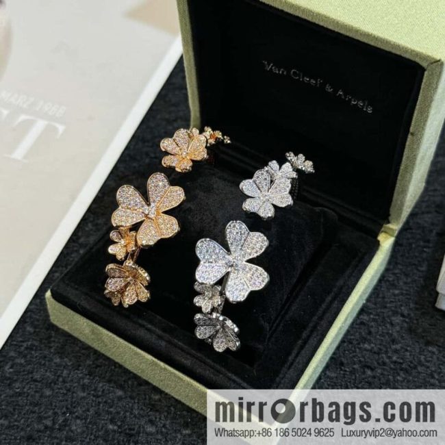 ❗️New ❗️ ☀️ Van Cleef & Arpels Frivole 7 Flower Clover Bracelet ☀