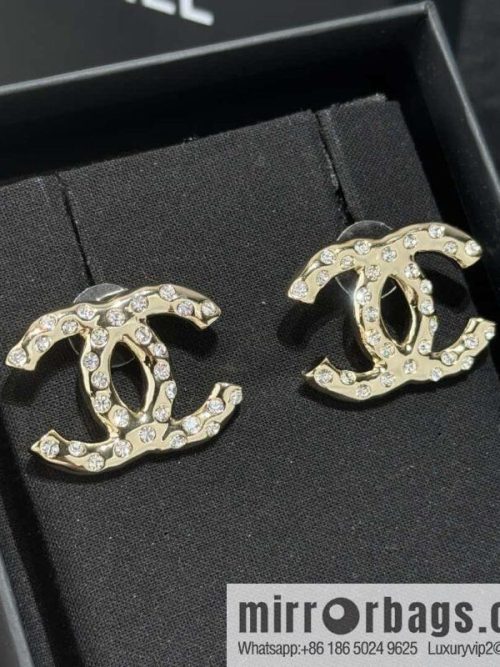 ❗️New ❗️☀️ new ☑️ chanel c1 double c full diamond stud earrings ☀️