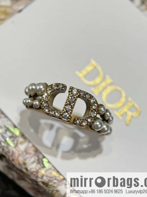 New ☑️ DIOR CD Pearl Ring