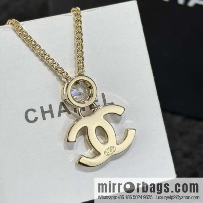wsxc1728932688681_3-800x800f0nxrgkr3s140906_20250629225118.jpg ❗️New ❗️ ☀️ new ☑️ Chanel double c round peach heart love necklace ☀️