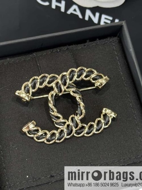 ❗️New ❗️☀️ New ☑️ Chanel Double C Black Leather Rope Brooch ☀️