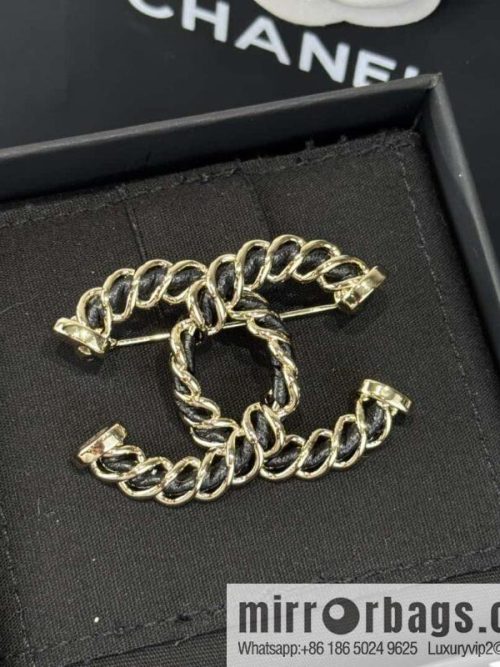 ❗️New ❗️☀️ New ☑️ Chanel Double C Black Leather Rope Brooch ☀️