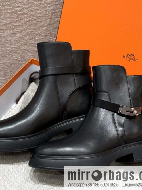 HERMES 203 Veo and Naked Boots, Black/89/Noir Calfskin/Calfskin