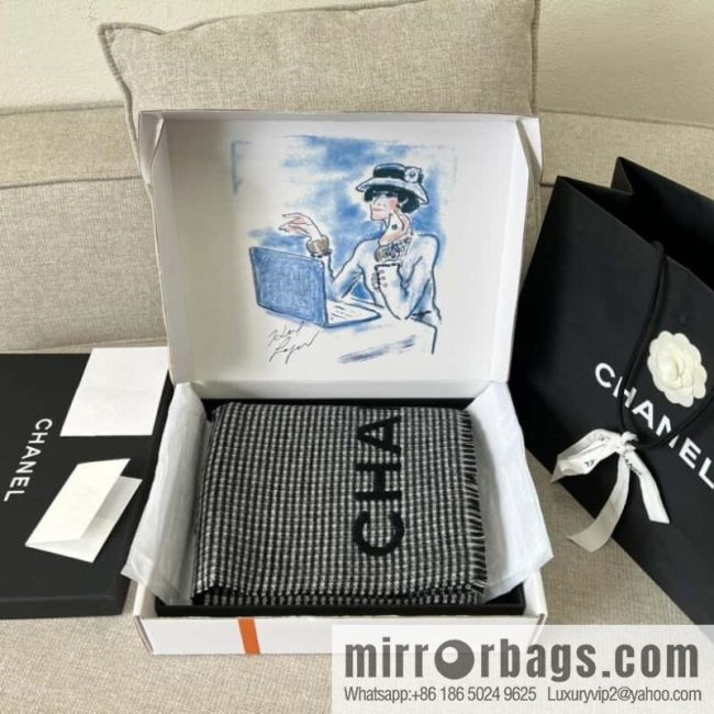 𝐂𝐇𝐀𝐍𝐄𝐋｜𝟐𝟑𝐛 thousand bird grid color matching double-sided cashmere scarf ▪️ black