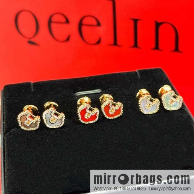 ❗️New ❗️ ☀️ Original ☀️ Qeelin Kirin Ruyi Lock Earrings ☀️