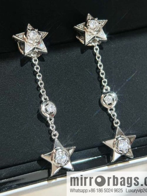 ❗️New ❗️ (a variety of wearing methods) ☀️ new ☑️ Chanel meteor series LUNE moon star stud earrings ☀️