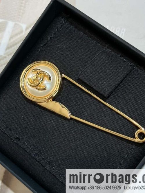❗️New ❗️ ☀️ New ☑️ Chanel Pin 🧷 Brooch ☀️
