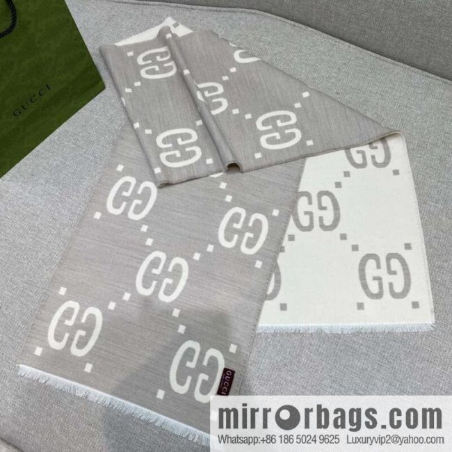 GUCCI GG24 new color * \"GG jacquard wool silk blended scarf\" milk 🥛 gray