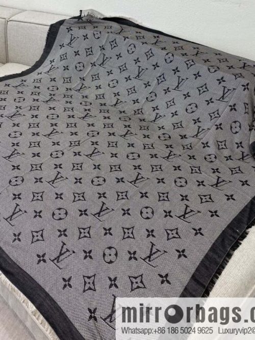 𝐋𝐨𝐮𝐢𝐬 𝐯𝐮𝐢𝐭𝐭𝐨𝐧₀『 NEO NATÉMONOGRAM Shawl 🔳 M73677
