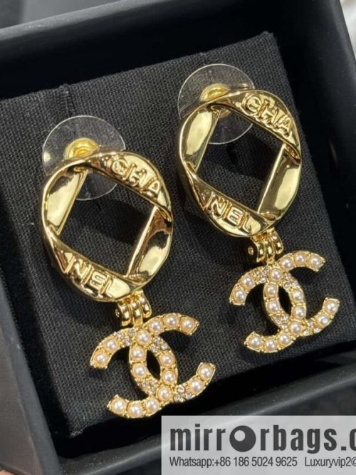 ❗️New ❗️☀️ New ☑️ Chanel c2 double c gold diamond stud earrings ☀️