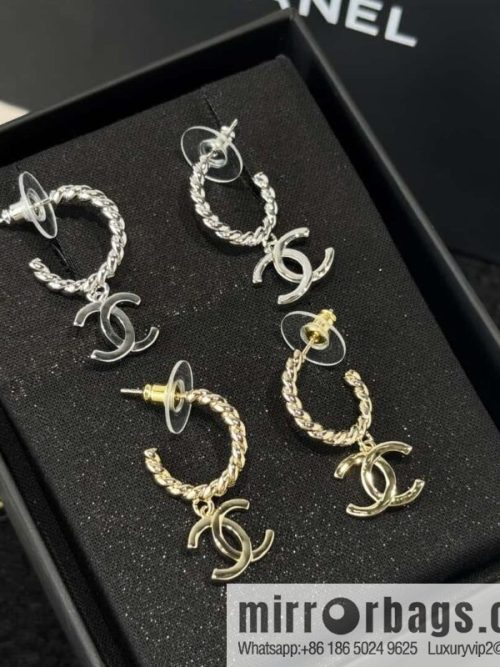❗️New ❗️☀️ New ☑️ Chanel c2 double c hemp rope stud earrings ☀️
