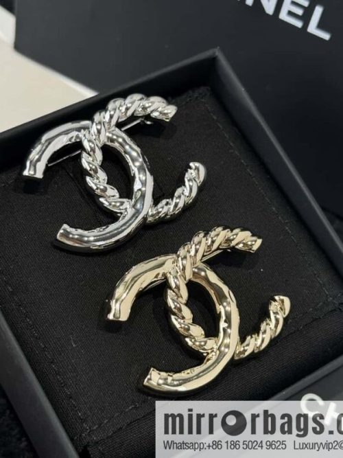 ❗️New ❗️☀️ New ☑️ Chanel Double C Hemp Rope Brooch ☀️