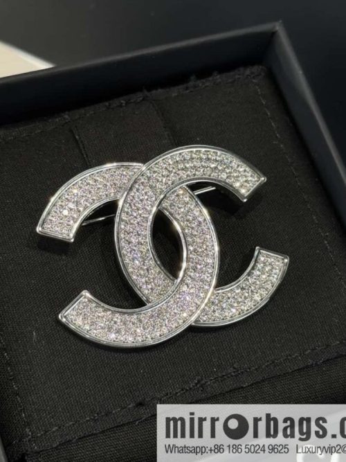 ❗️New ❗️☀️ New ☑️ Chanel Double C Full Diamond Brooch ☀️