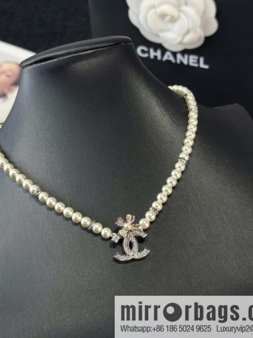 ❗️New ❗️☀️ New ☑️ Chanel Double C Clover Pearl Necklace ☀️