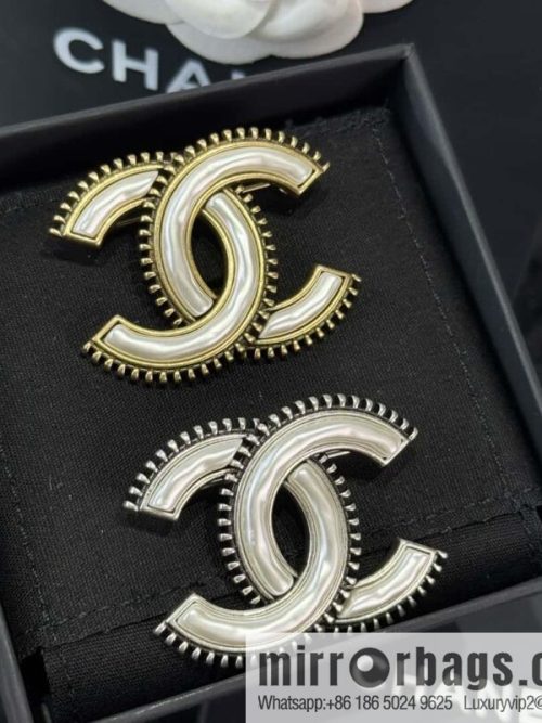 ❗️New ❗️☀️ New ☑️ Chanel Double C Brooch ☀️