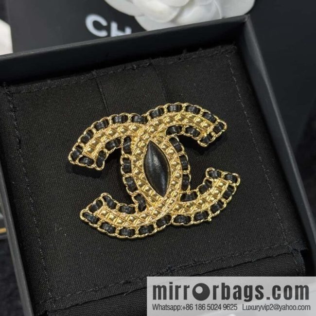 ❗️New ❗️☀️ New ☑️ Chanel Double C Black Leather Rope Brooch ☀️