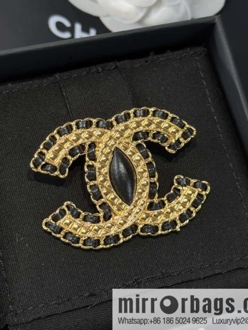 ❗️New ❗️☀️ New ☑️ Chanel Double C Black Leather Rope Brooch ☀️