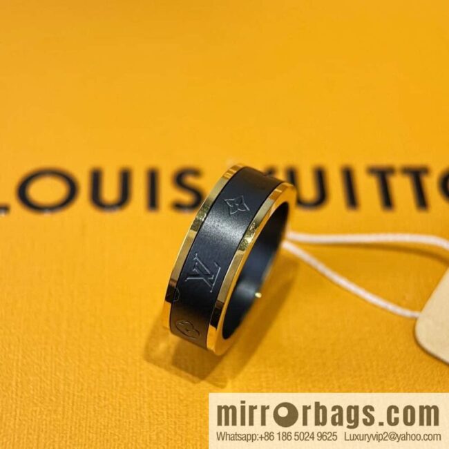 wsxc1734964546141_0-800x800p1obda3jgwz17195_20250625193955.jpg ❗️New ❗️ ☀ Original ☀ Louis Vuitton Black Ceramic Ring ☀
