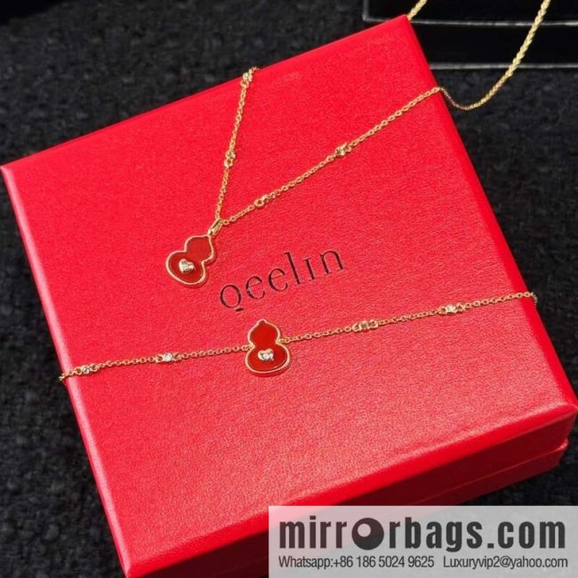 ❗️New ❗️ ☀️☀️ Qeelin unicorn wulu gourd series agate diamond peach heart love bracelet necklace ☀️