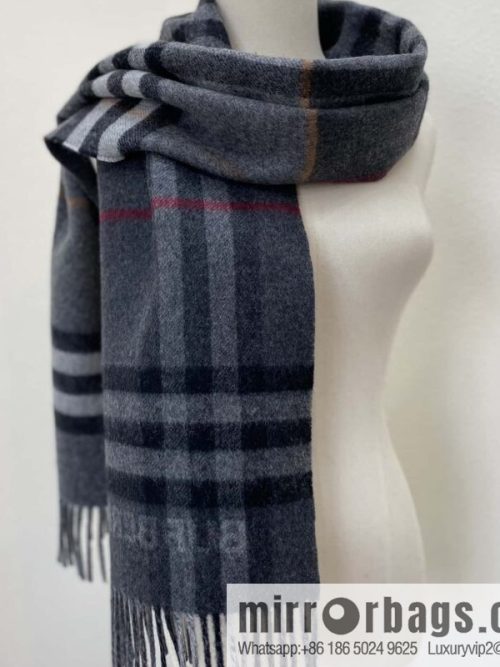 𝐁𝐔𝐑𝐁𝐄𝐑𝐑ღ• two-color contrast grid cashmere scarf 24 new colors
