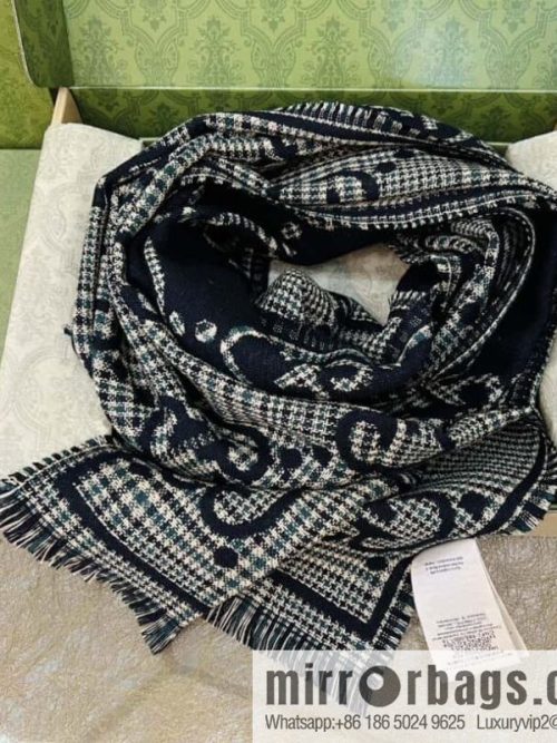 GUCCI 🍂 \"Wool Double Sided Scarf\" Black Green 660025