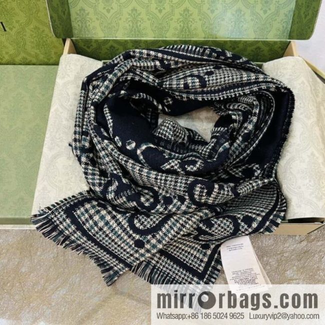 GUCCI 🍂 \"Wool Double Sided Scarf\" Black Green 660025