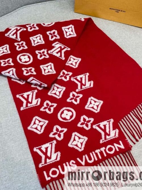 LV \"3D three-dimensional embroidery 🪡 scarf\" M92837