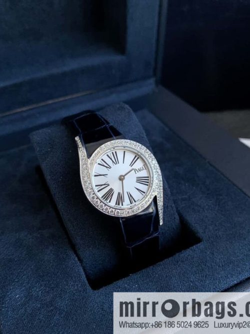 The small 26mm Earl Glitter model is online. Women\'s Diamond Watch from Limelight Gala Collection
