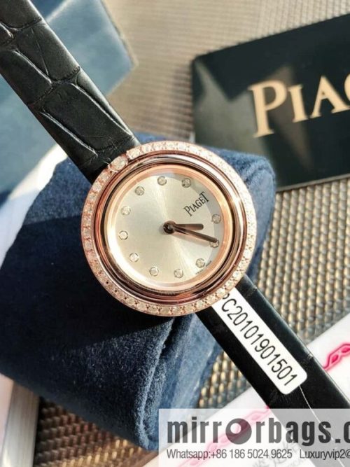 Piaget\'s \"time comes and goes\" movement adopts quartz movement watches imported from Switzerland