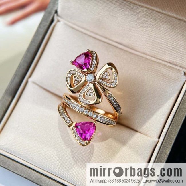 ❗️New ❗️ ☀ BVLGARI DIVAS\'DREAM Ruby Clover Ring ☀️