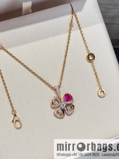 ❗️New ❗️ ☀ BVLGARI DIVAS\'DREAM Ruby Clover Necklace ☀️