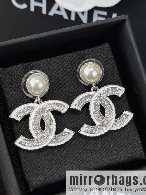 ❗️New ❗️ ☀️ new ☑️ chanel c2 double c pearl stud earrings ☀️