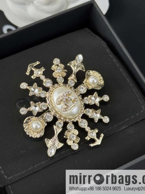 ❗️New ❗️ ☀️ new ☑️ Chanel double c shell anchor ⚓ brooch ☀️