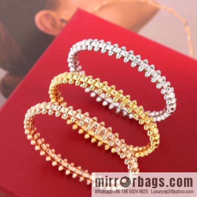 ❗️New ❗️ ☀️ Clash de Cartier Bullet Bracelet☀️