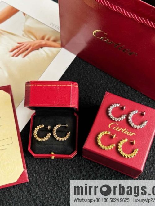 ❗️New ❗️ ☀️ Cartier clash de Cartier wide bullet full drill stud earrings ☀️