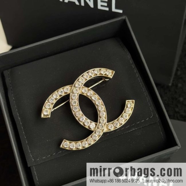❗️New ❗️☀️ New ☑️ Chanel Double C Pearl Brooch ☀️