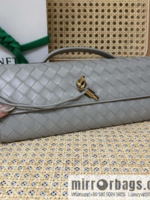 BV Andiamond Clutch 741511 Silver Grey