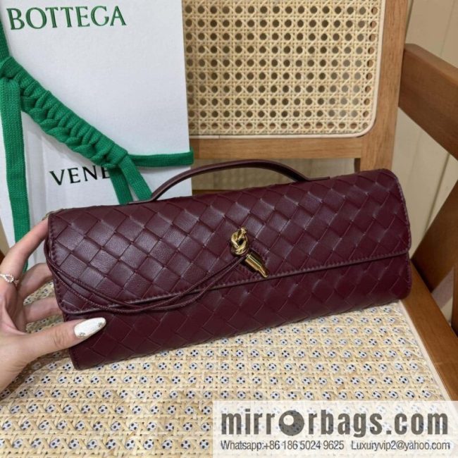 BV Andiamond Clutch 741511 Barolo Burgundy